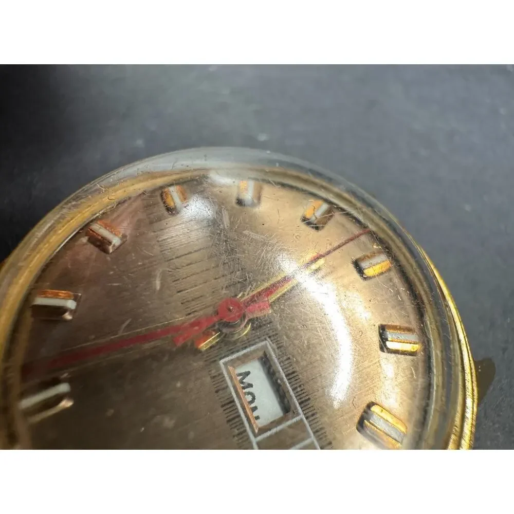 Vintage Timex Mercury Men Gold Tone Day Date Watch Manual Wind No Band